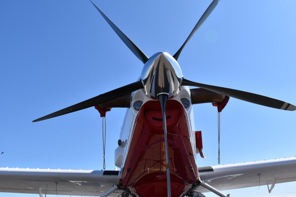 Airplane rotors