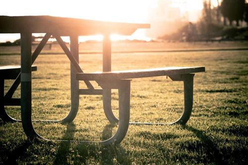 picnic table